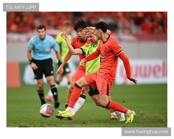 中国足球队备战亚洲杯 主帅谈球队新阵容与未来目标