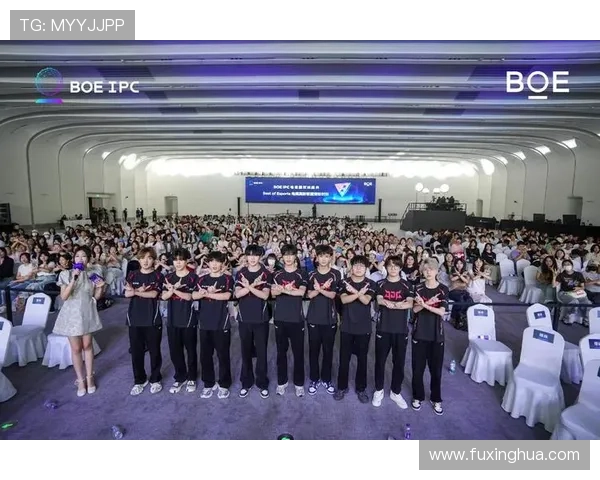 全球总决赛激战正酣各大战队鏖战巅峰舞台引爆电竞热潮