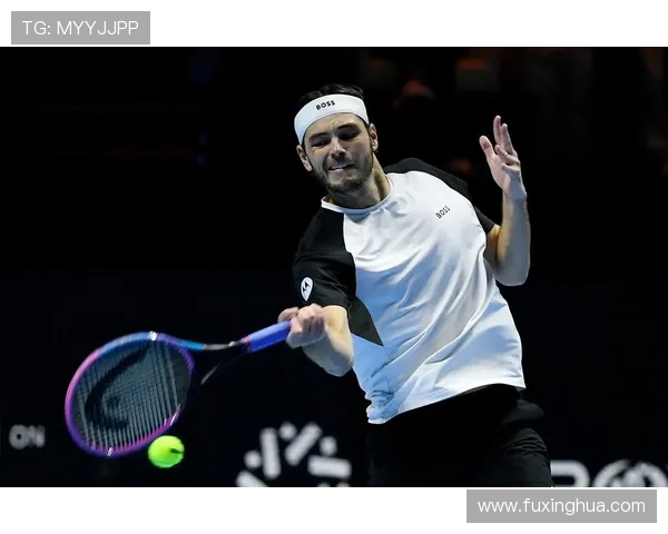 网球大满贯赛事激战正酣 各路高手争夺年度冠军荣耀