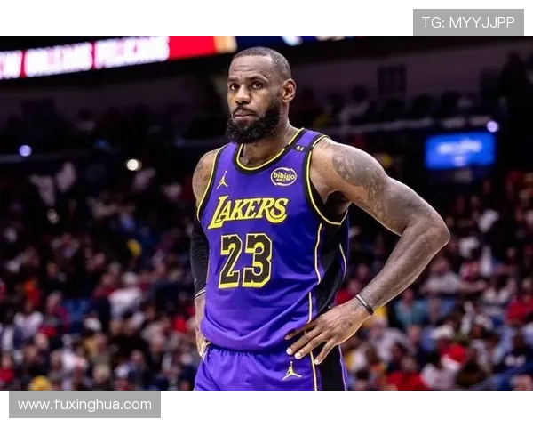 《湖人迎来新赛季挑战 詹姆斯与戴维斯能否带队重返总决赛》