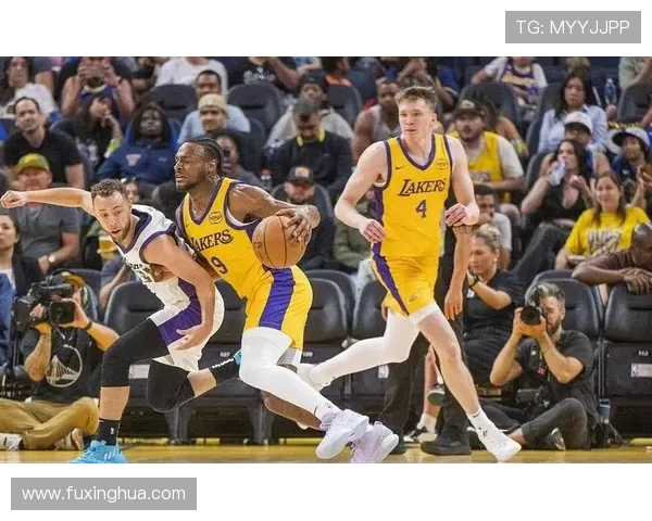 围绕NBA萨克拉门托国王队新赛季阵容调整与竞争前景的深度观察