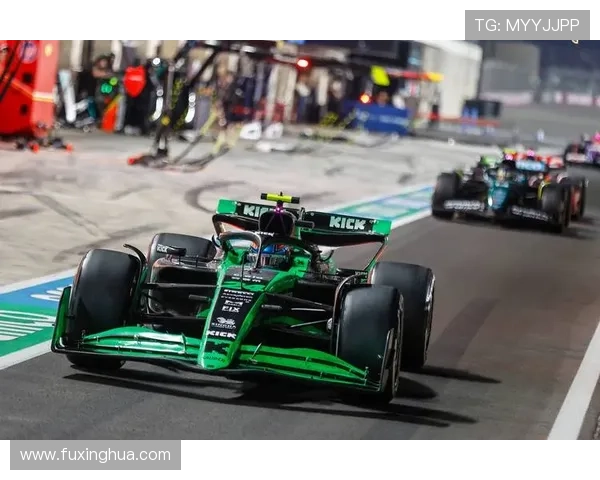 新赛季F1风云再起 车队格局变化与车手焦点前瞻规则调整与冠军悬念解析